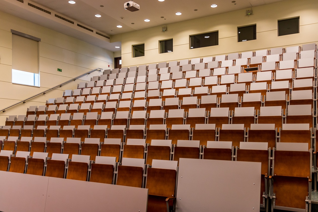 room, lecture hall, assembly hall-2775439.jpg